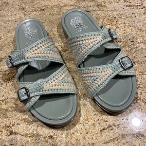 Vince Camuto green crochet sandals size 10